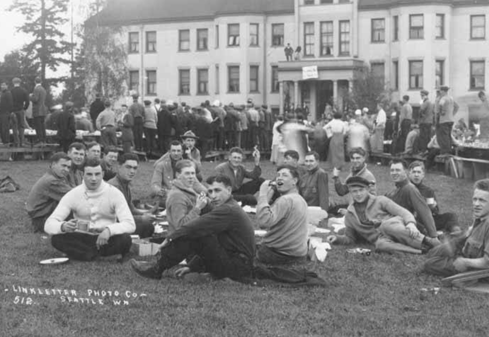 UW Students on Campus